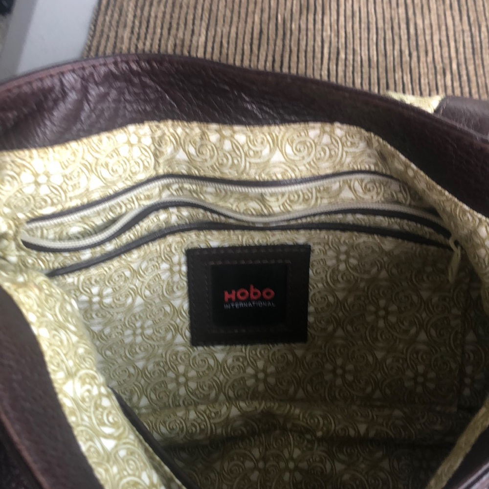 Like-new Hobo International Brand Purse